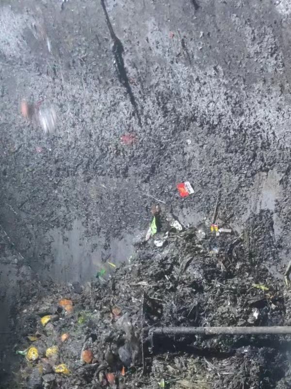 青松乡污水池清理